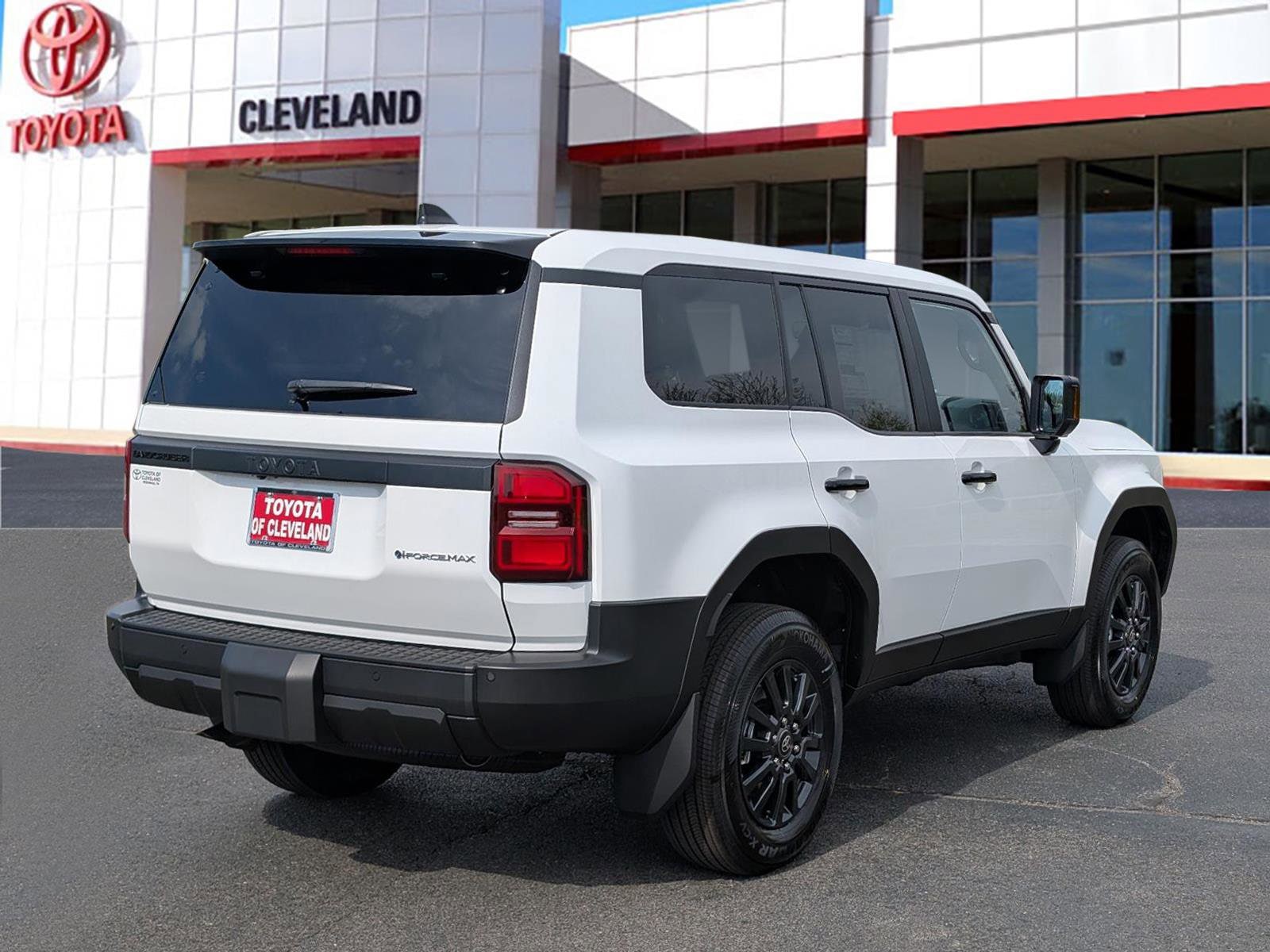 View vehicle photo 5