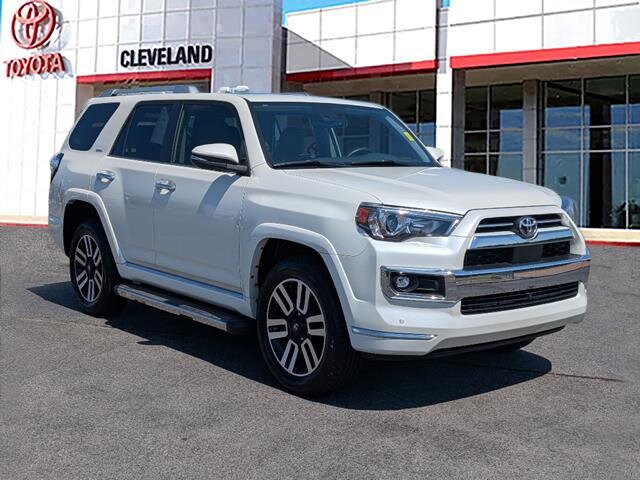 2022 Toyota 4Runner Limited photo 2