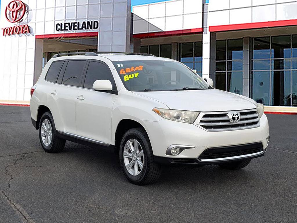 Used 2011 Toyota Highlander SE SUV
