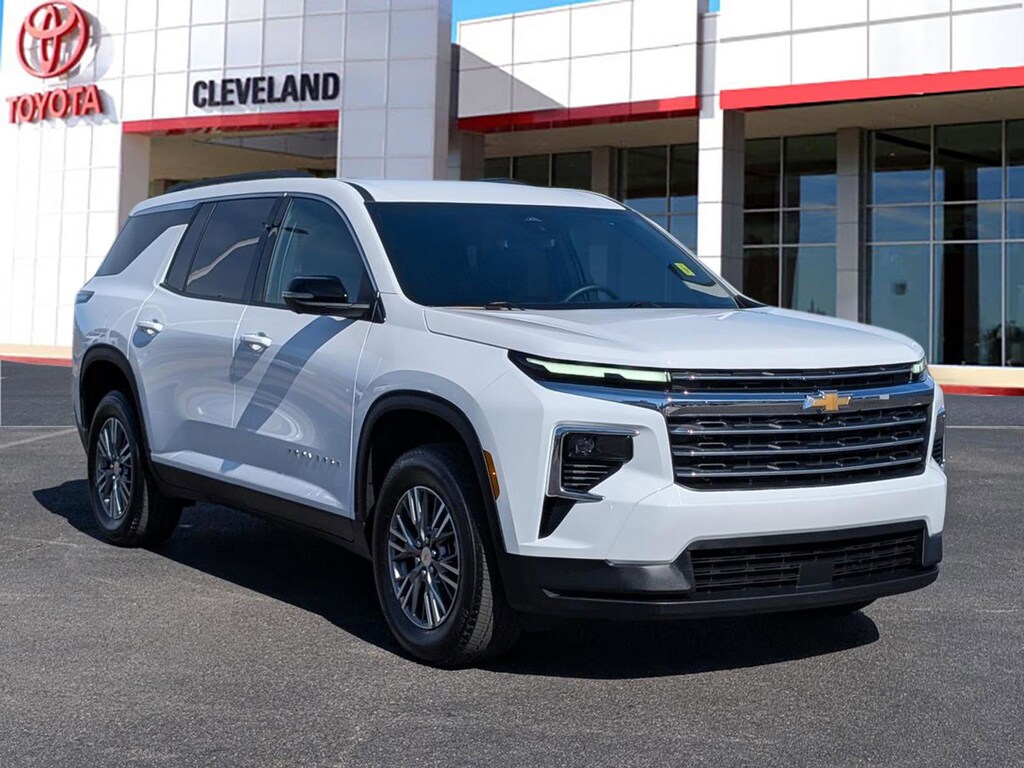 Used 2025 Chevrolet Traverse LT 1LT SUV