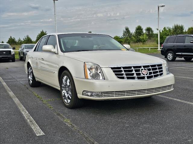2011 Cadillac DTS Platinum FWD