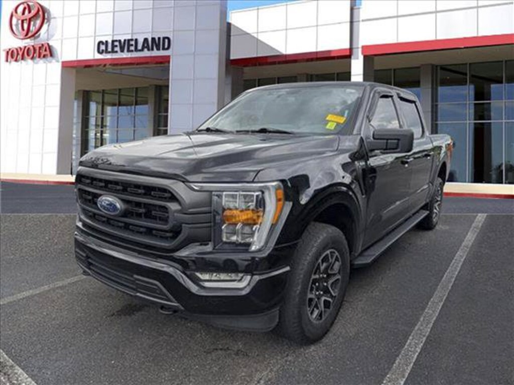 Used 2022 Ford F-150 XLT Truck SuperCrew Cab