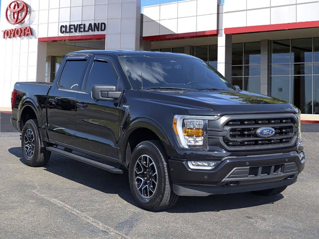 Used 2023 Ford F-150 XLT Truck SuperCrew Cab