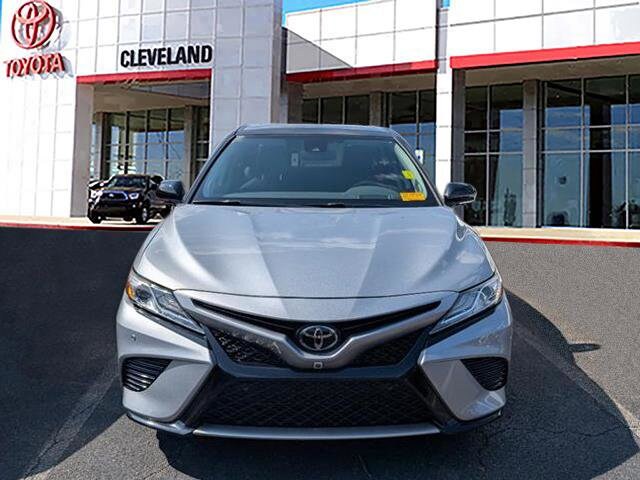 2020 Toyota Camry XSE V6 photo 3
