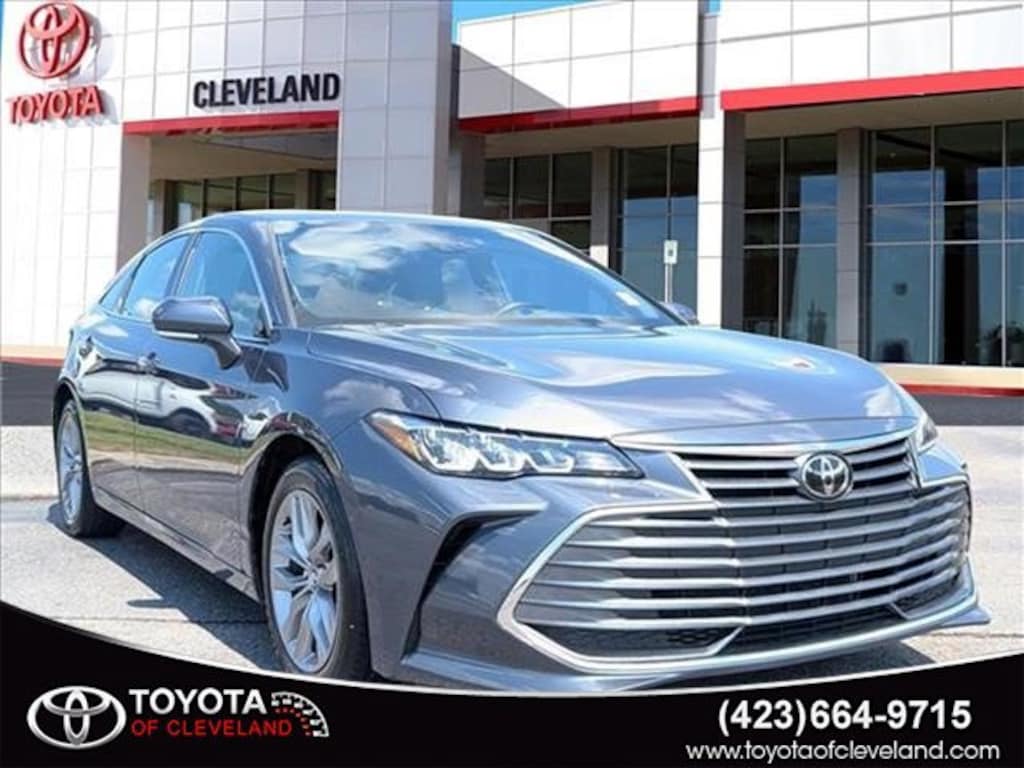 Used 2020 Toyota Avalon XLE Sedan