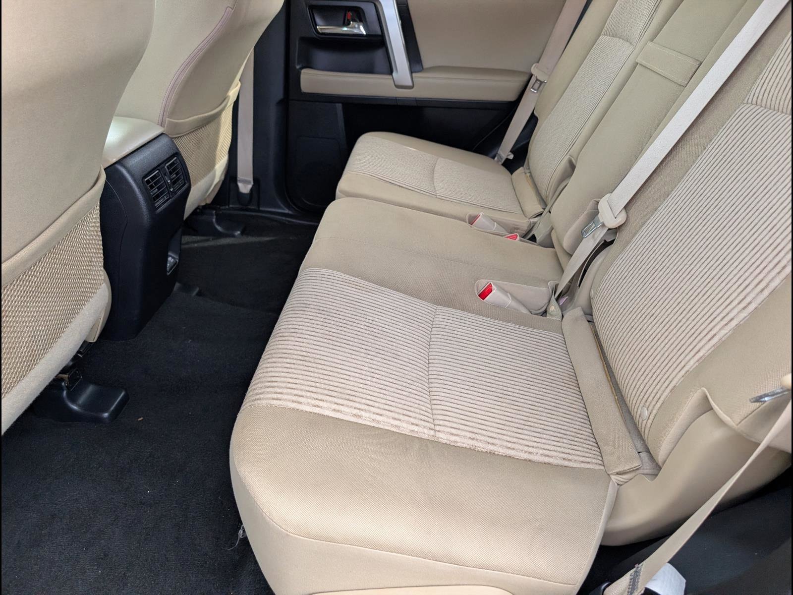 2021 Toyota 4Runner SR5 - Photo 11