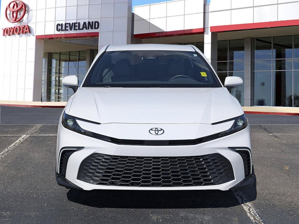 Used 2026 Toyota Camry SE Sedan
