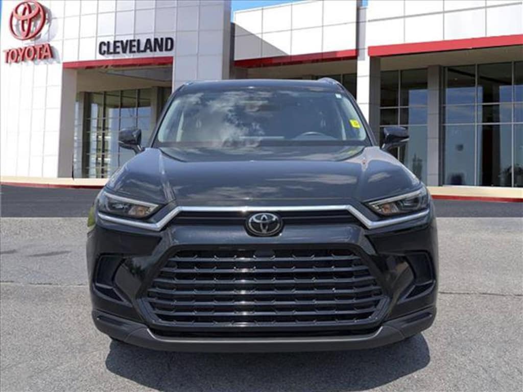 Used 2025 Toyota Grand Highlander XLE SUV