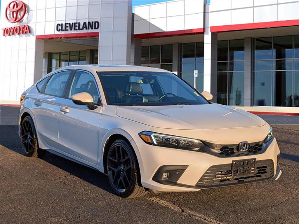 2023 Honda Civic Hatchback Sport Touring's photo