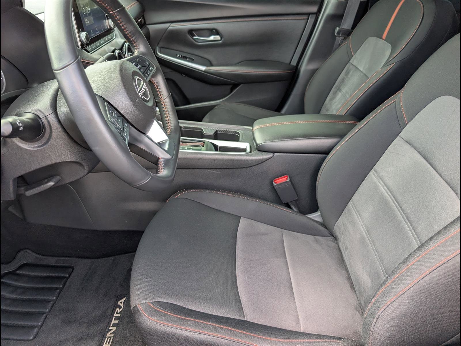 2024 Nissan Sentra SR - Photo 11