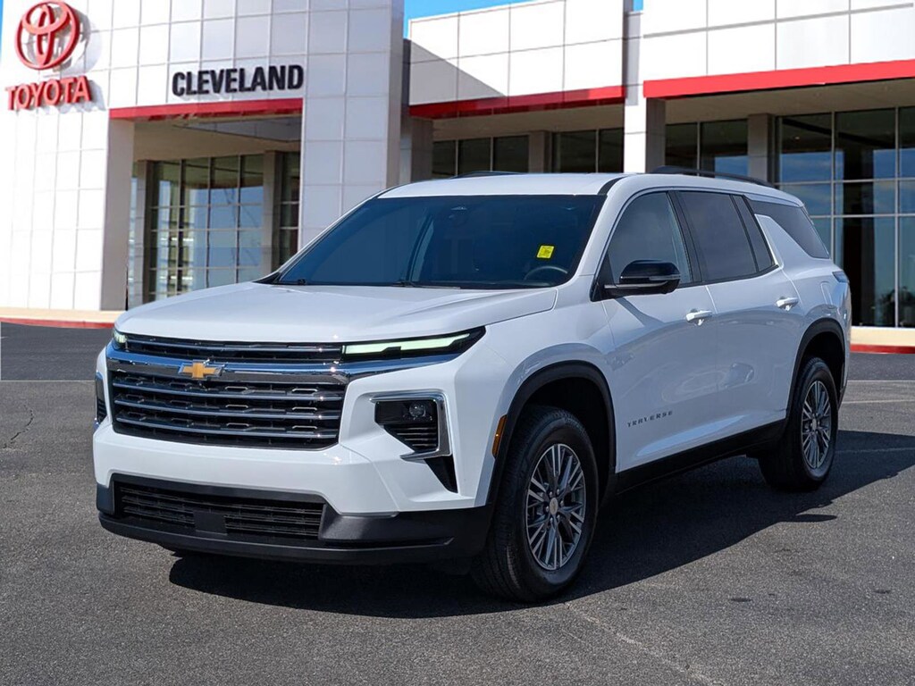 Used 2025 Chevrolet Traverse LT 1LT SUV