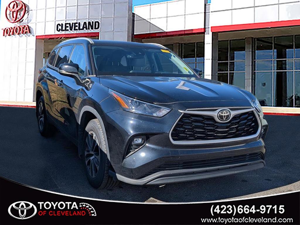 Used 2022 Toyota Highlander XLE SUV
