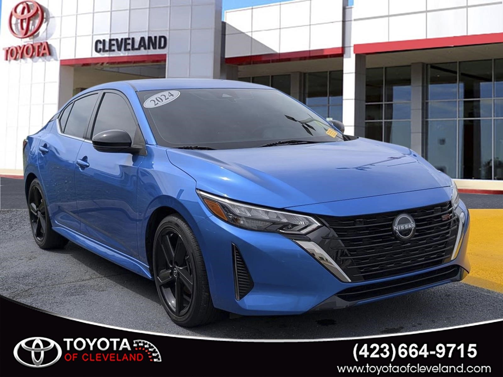 2024 Nissan Sentra SR CVT's photo
