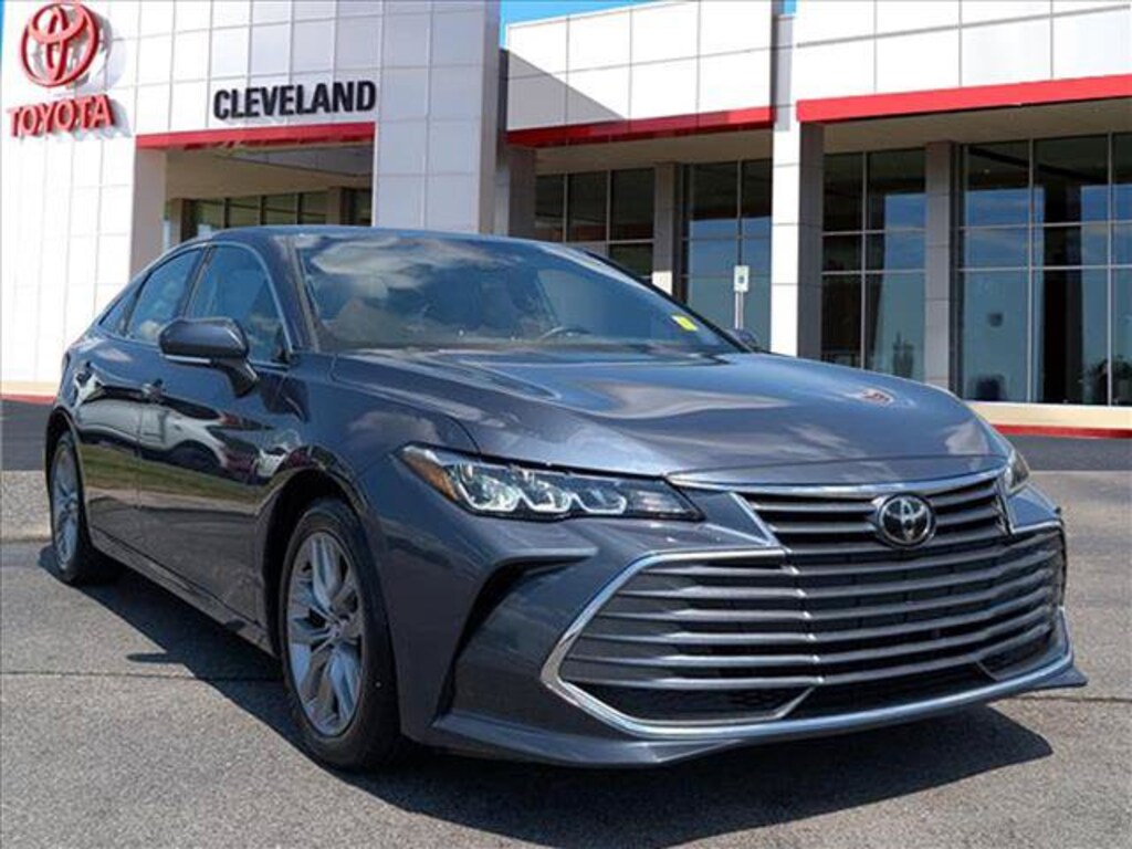 Used 2020 Toyota Avalon XLE Sedan