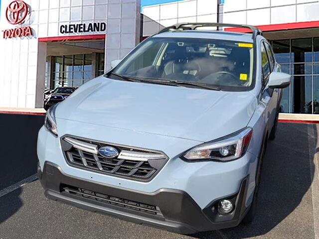 2023 Subaru Crosstrek Limited photo 2