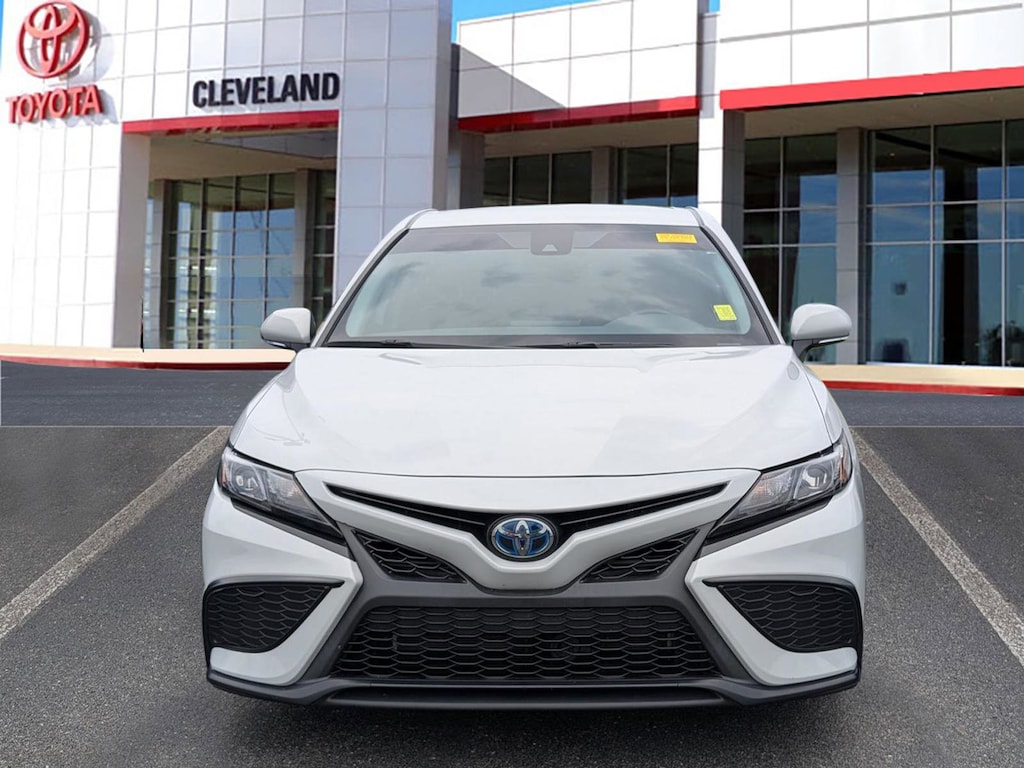 Used 2023 Toyota Camry Hybrid SE Sedan