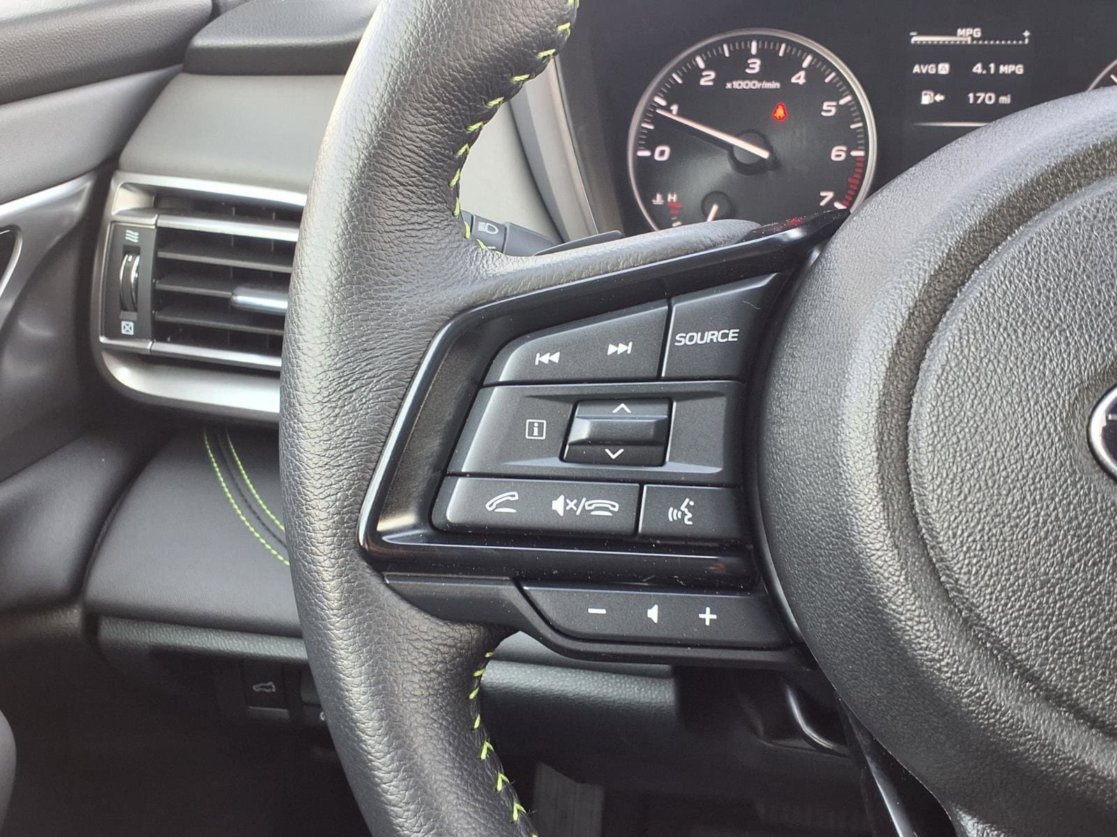 2025 Subaru Outback Onyx Edition - Photo 21