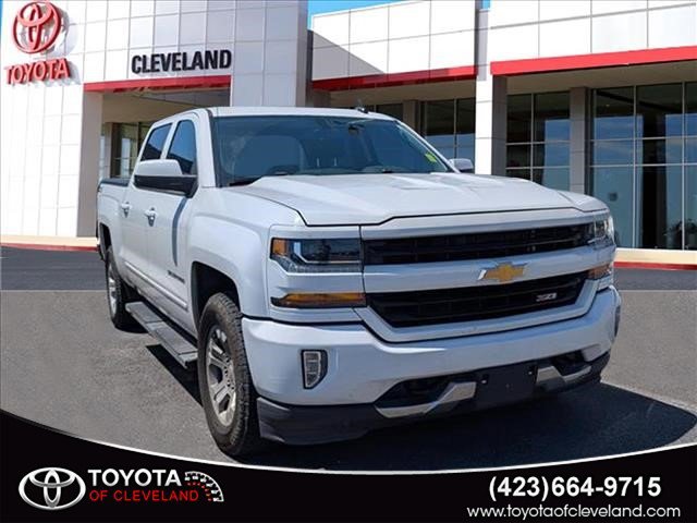 2018 Chevrolet Silverado 1500 LT 4X4 Crew Cab Short Box's photo