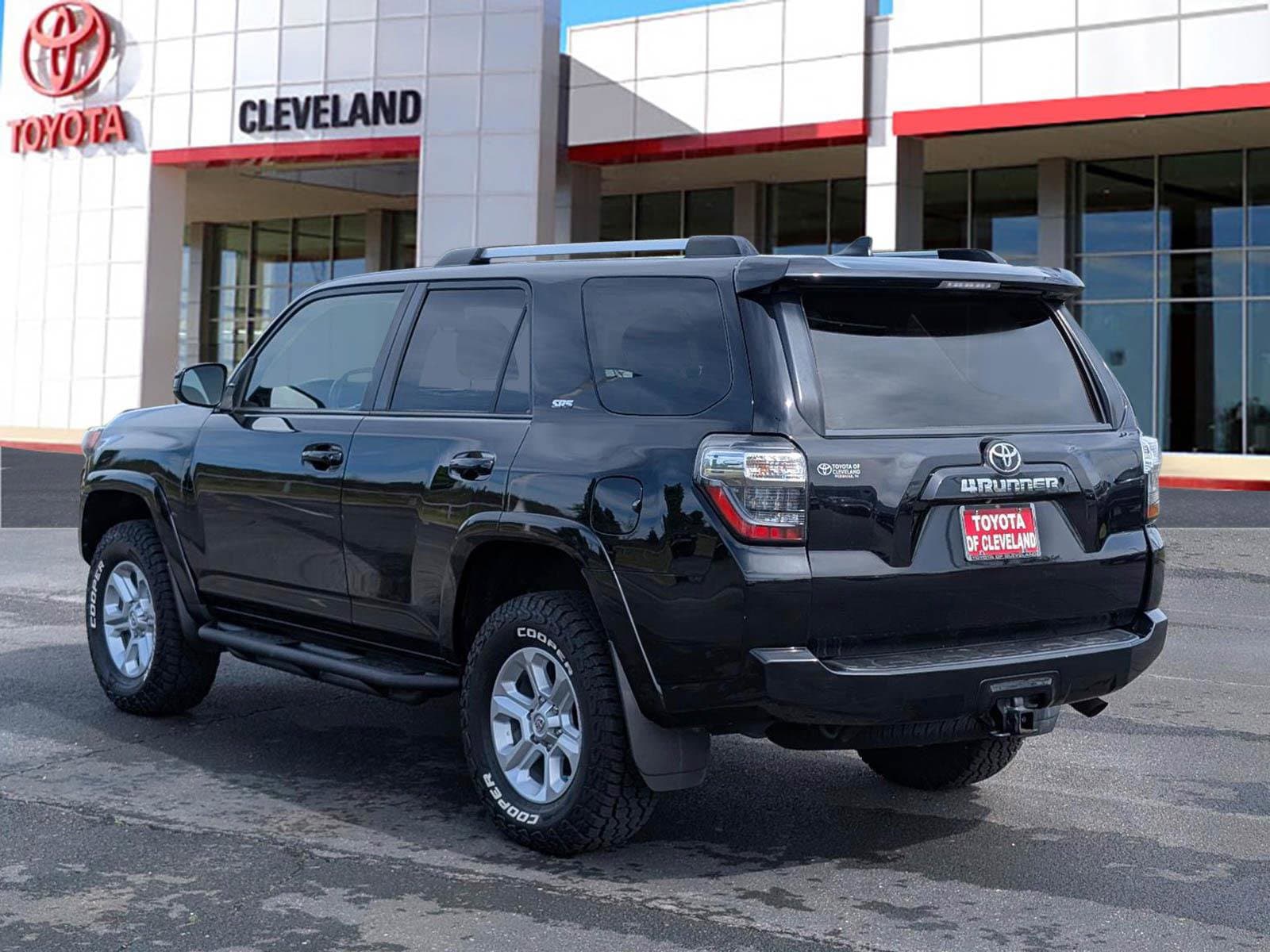 2021 Toyota 4Runner SR5 - Photo 5