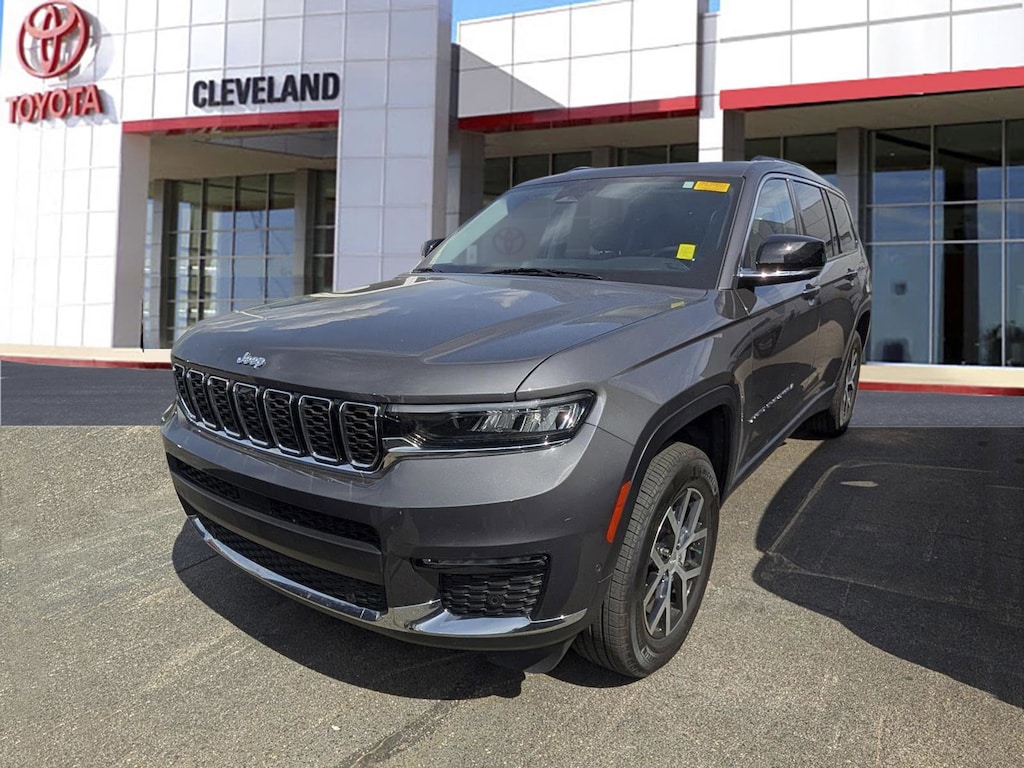 Used 2023 Jeep Grand Cherokee Limited SUV