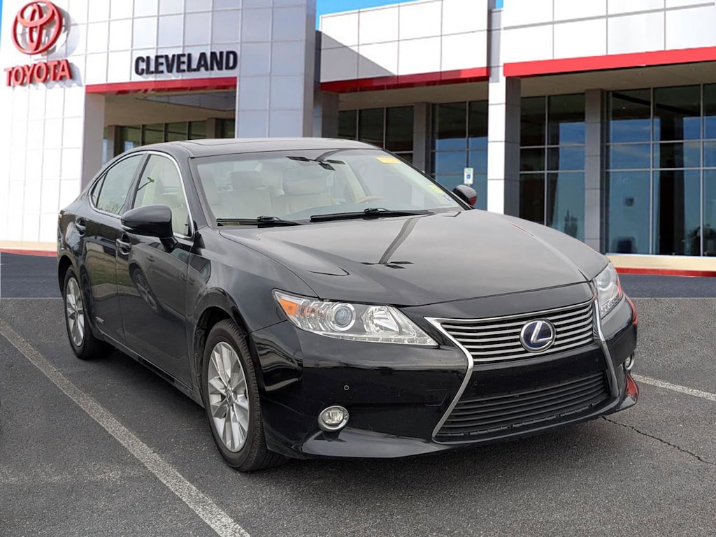 Used 2015 Lexus ES 300h 300h Sedan