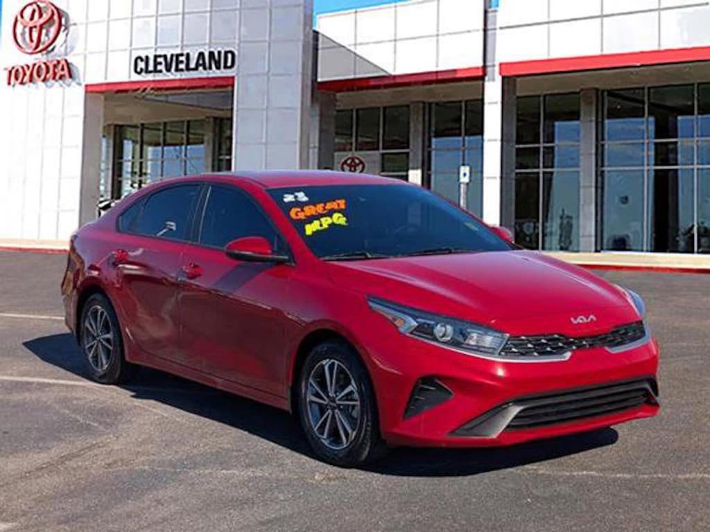 Used 2023 Kia Forte LXS Sedan