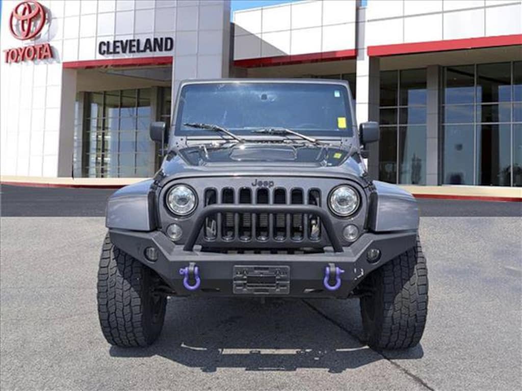 Used 2017 Jeep Wrangler JK Unlimited Sahara SUV