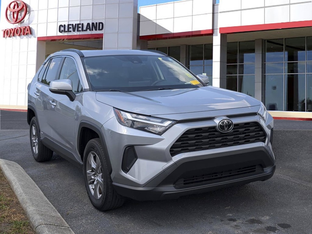Used 2025 Toyota RAV4 Hybrid XLE SUV