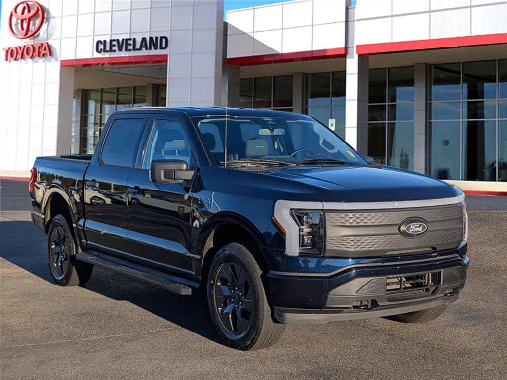 Used 2024 Ford F-150 Lightning XLT with VIN 1FTVW3LK8RWG27834 for sale in Mcdonald, TN