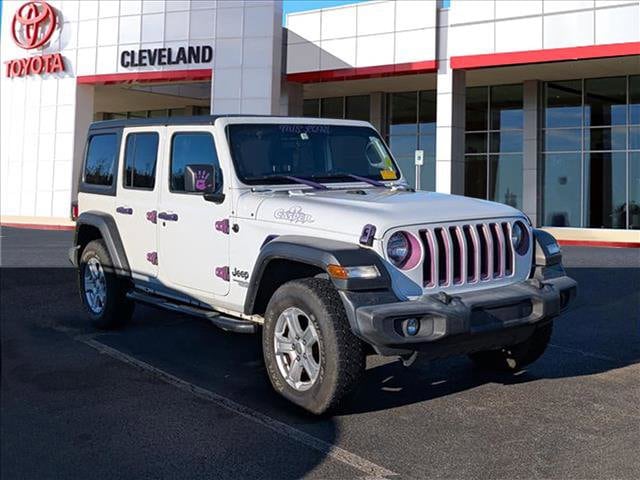 2020 Jeep Wrangler Sport S's photo