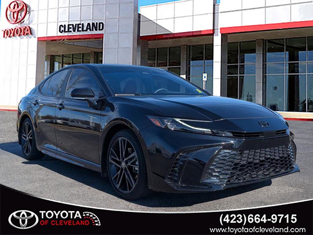 2025 Toyota Camry XSE's photo