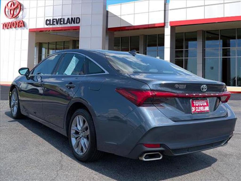 Used 2020 Toyota Avalon XLE Sedan