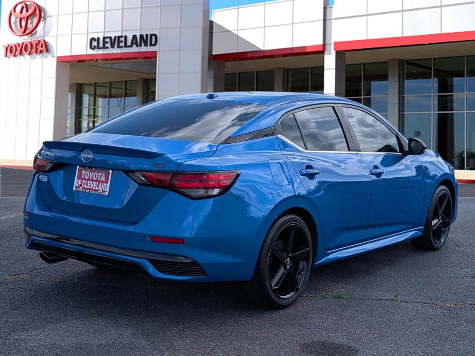 2024 Nissan Sentra SR - Photo 7