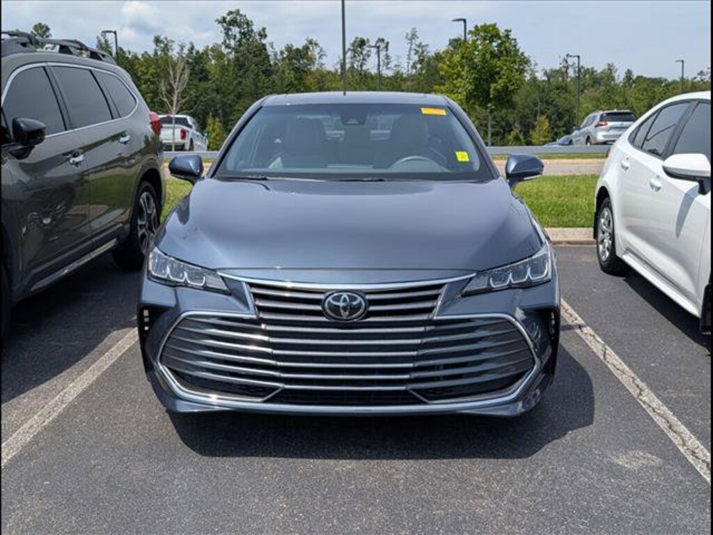 Used 2020 Toyota Avalon XLE Sedan
