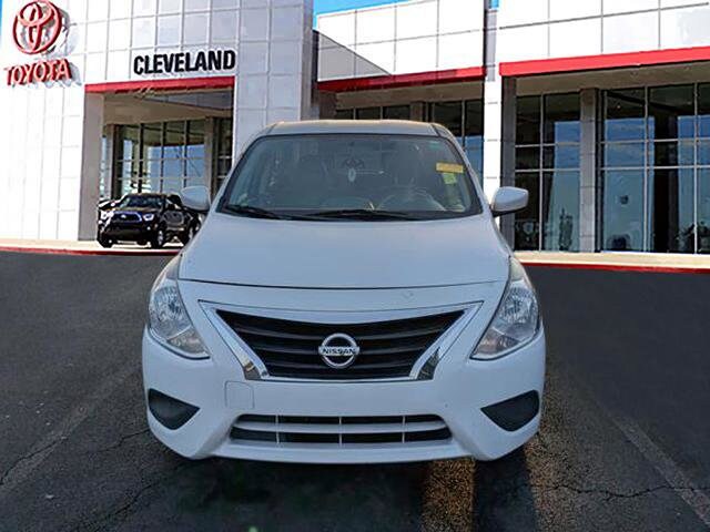 2018 Nissan Versa 1.6 Plus photo 2