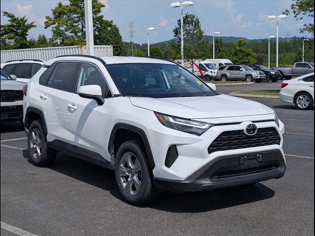 Used 2023 Toyota RAV4 XLE with VIN 2T3W1RFV0PW279728 for sale in Northfield, Minnesota