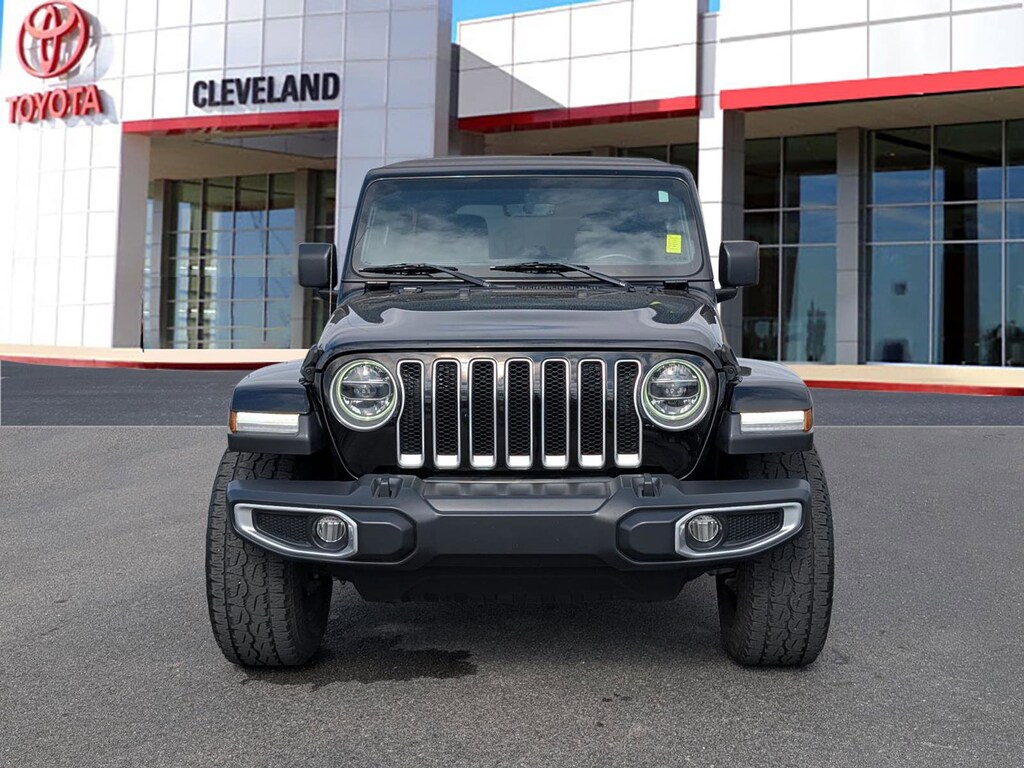 Used 2018 Jeep Wrangler Sahara SUV