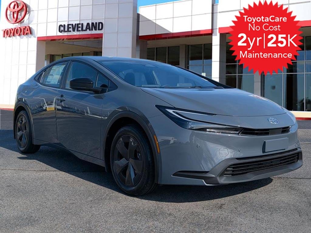 2026 Toyota Prius LE's photo