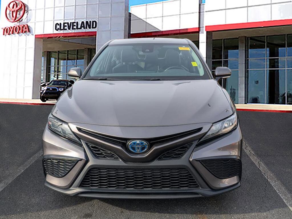 Used 2022 Toyota Camry Hybrid SE Sedan
