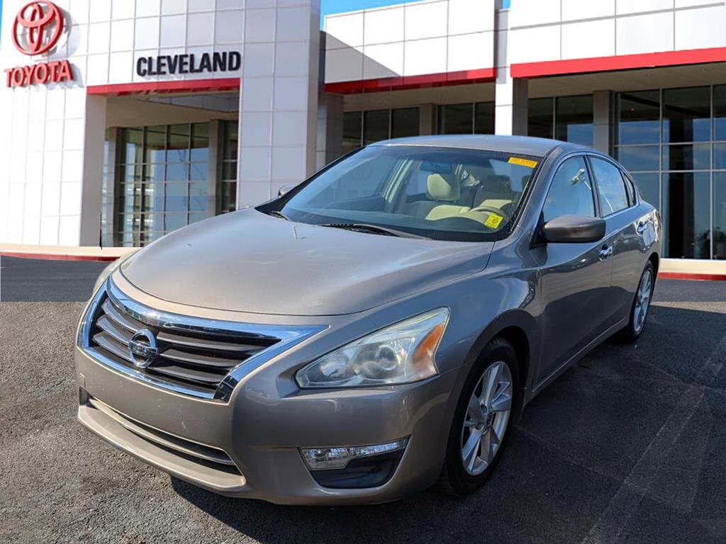 2013 Nissan Altima 2.5 SV photo 3