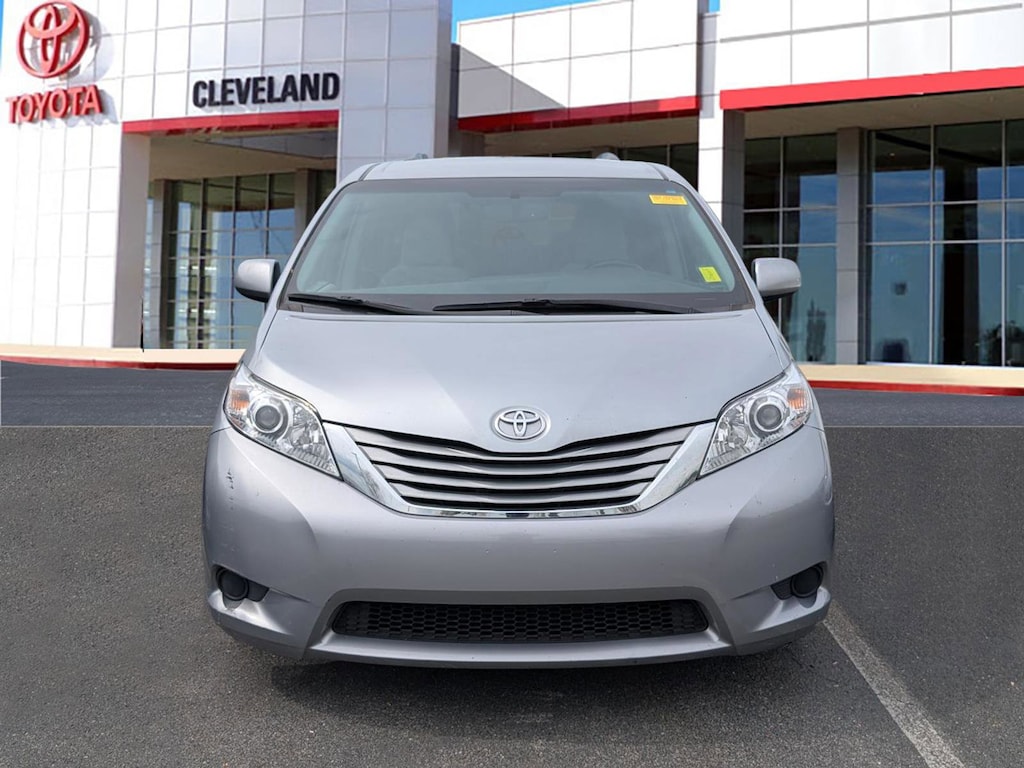 Used 2017 Toyota Sienna LE Van