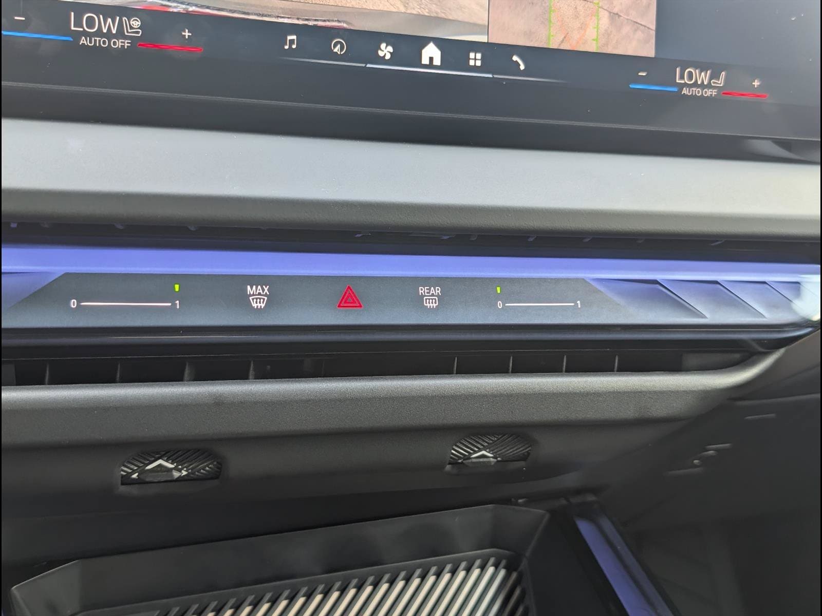 2025 BMW X3 30 - Photo 16