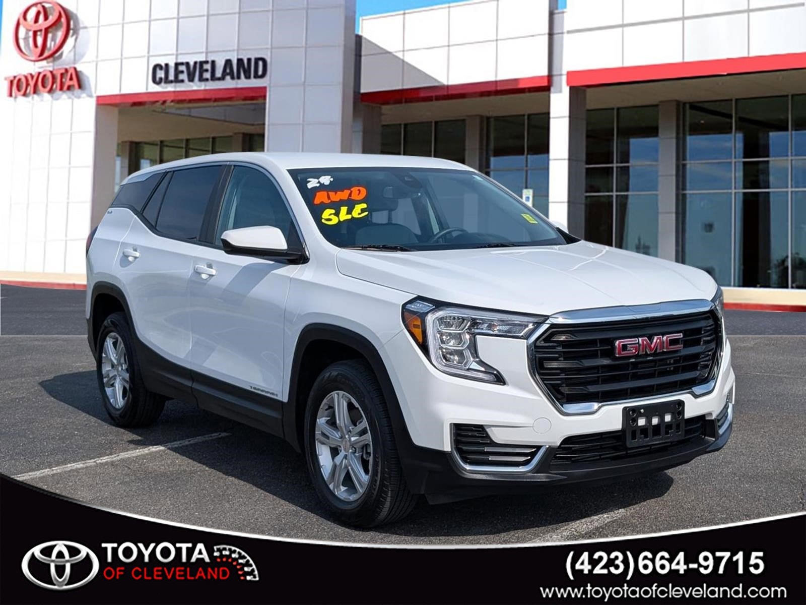 2024 GMC Terrain SLE AWD's photo