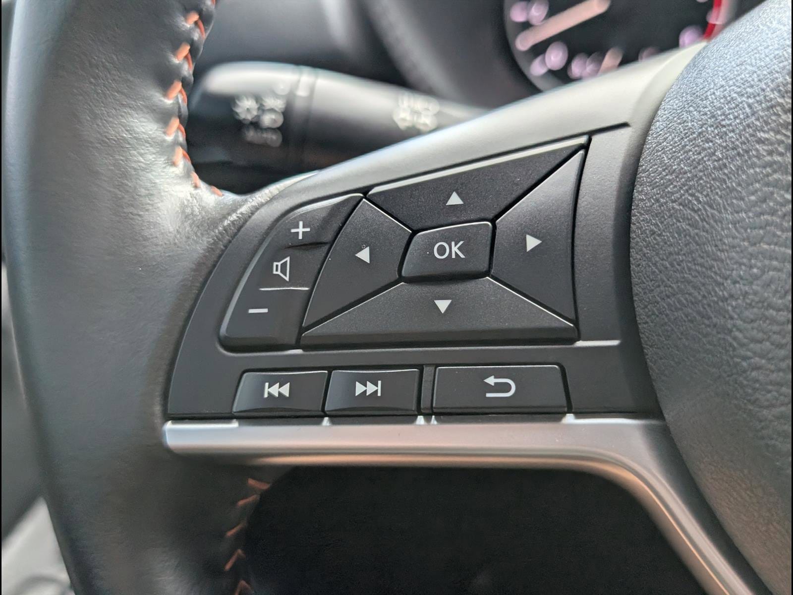2024 Nissan Sentra SR - Photo 21