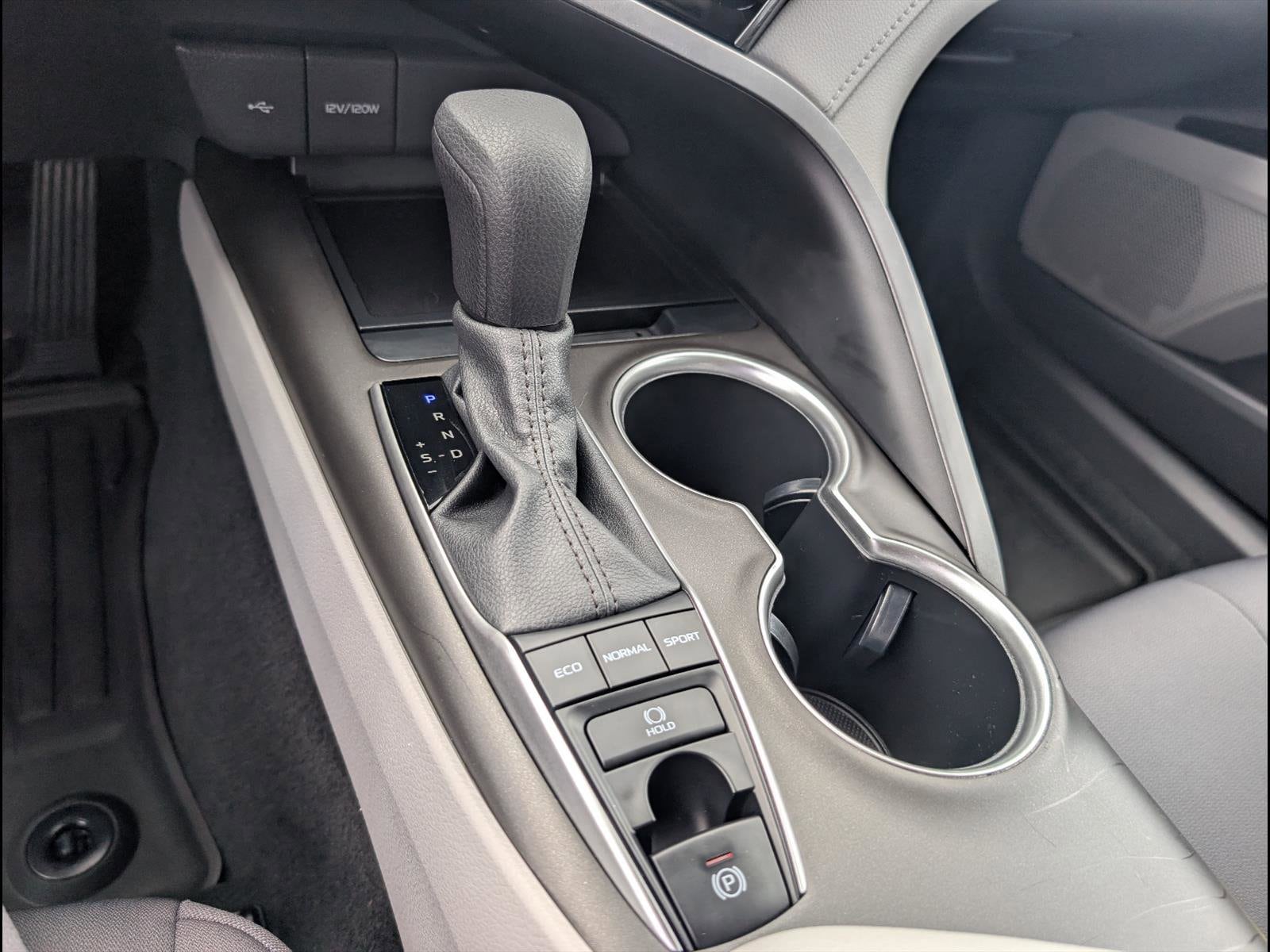 2023 Toyota Camry LE - Photo 12