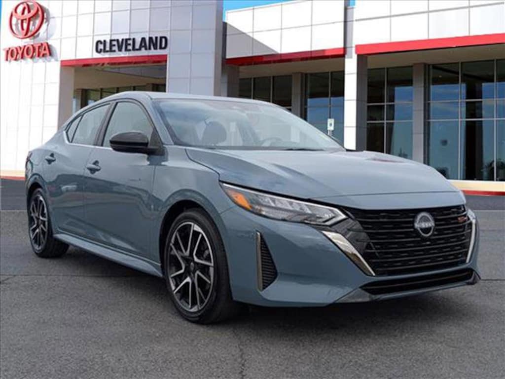 Used 2024 Nissan Sentra SR Sedan