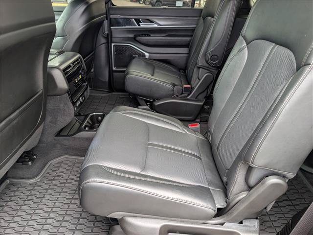 2024 Jeep Wagoneer Series III - Photo 11
