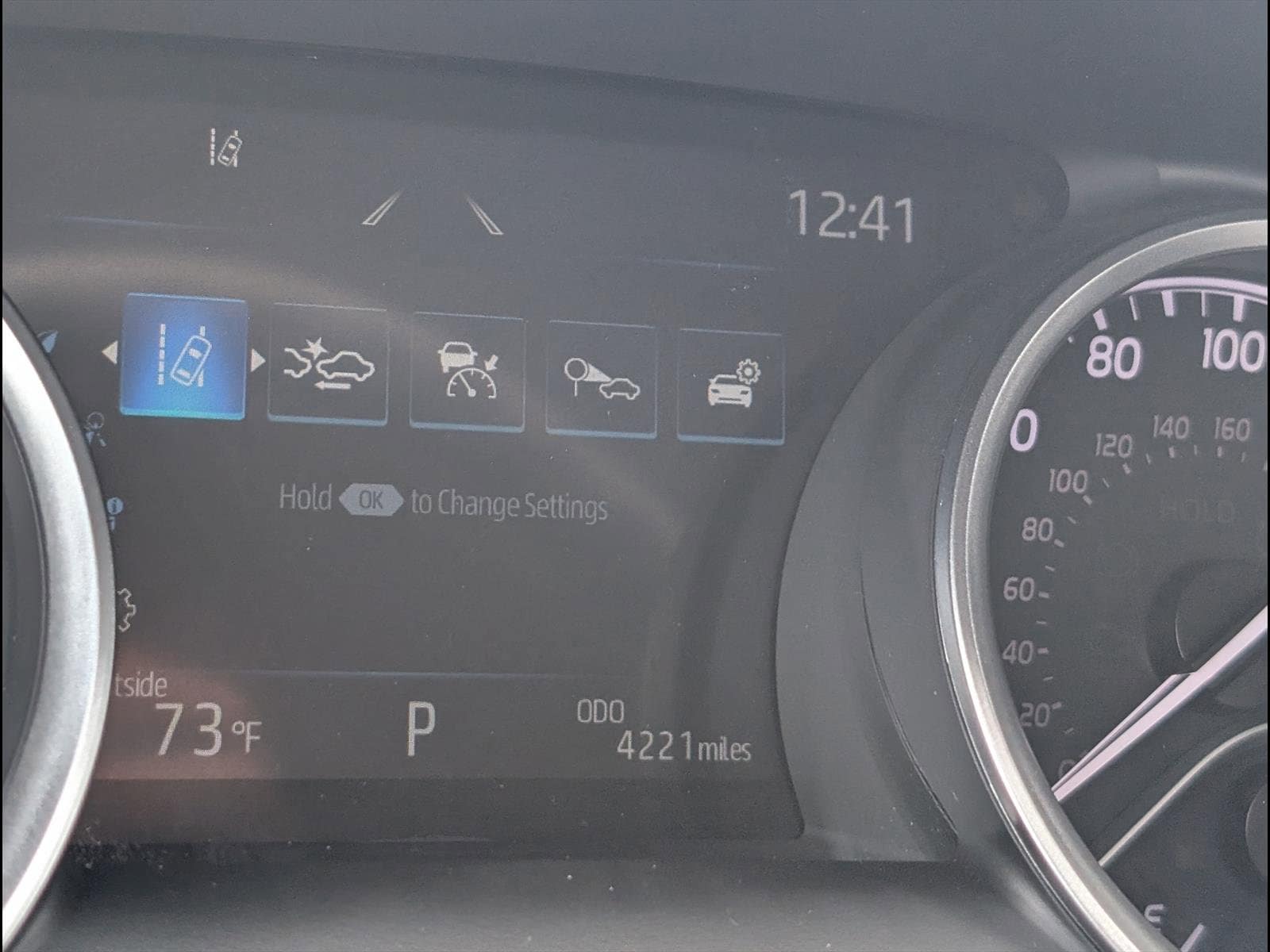 2023 Toyota Camry LE - Photo 19