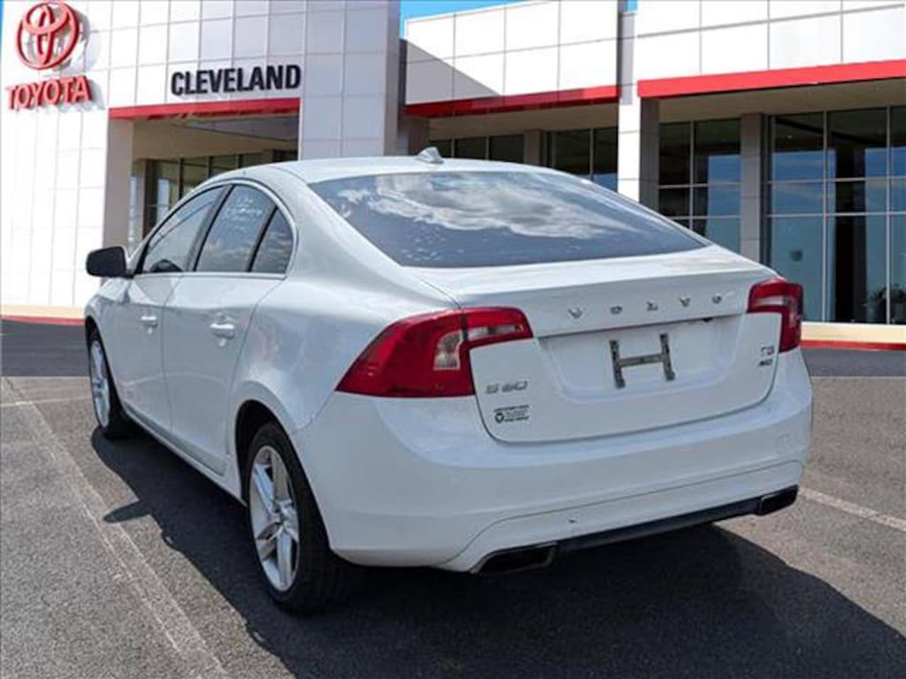 Used 2015 Volvo S60 T5 Platinum Sedan
