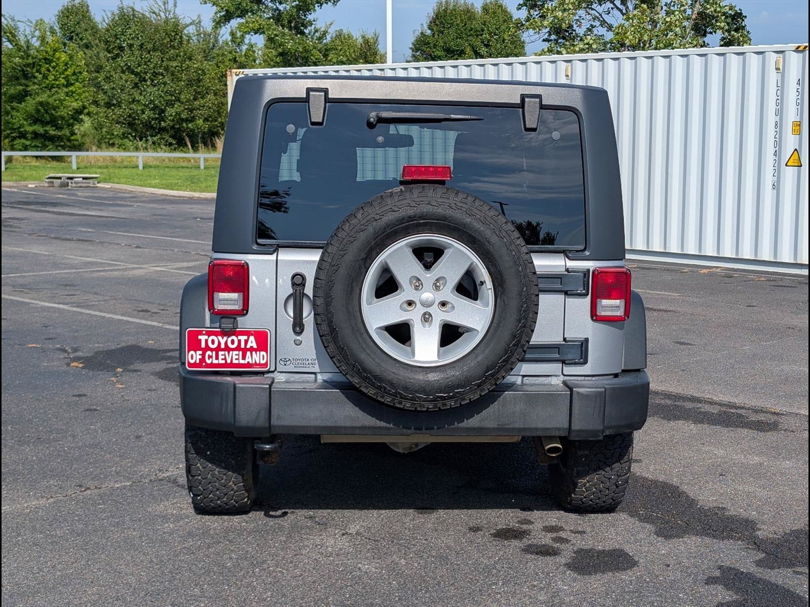 View vehicle photo 6